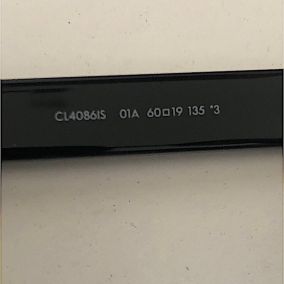 Céline - 07 Sunglasses in Acetate with Crystals and Metal - Black - Sunglasses - Picture 14 of 15